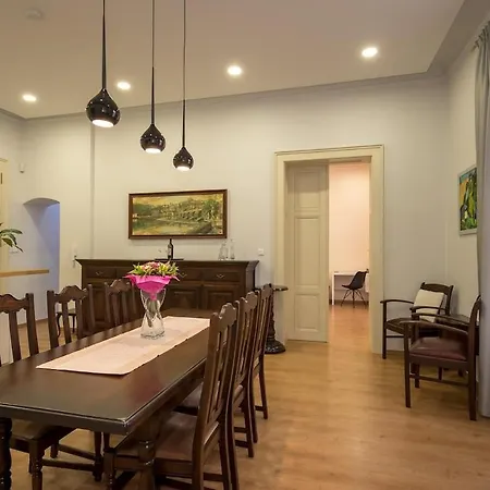 - Centrum, Urban Tower 아파트 코시체